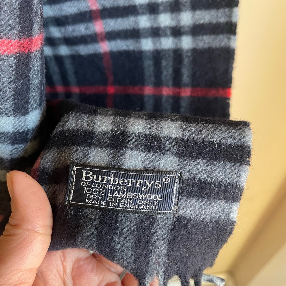Authentic Burberrys vintage nova check blue wool scarf (F1062) - Picture 4 of 7